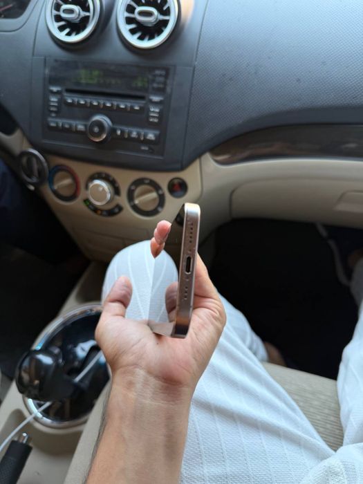 Iphone 16 pro aybi yoq