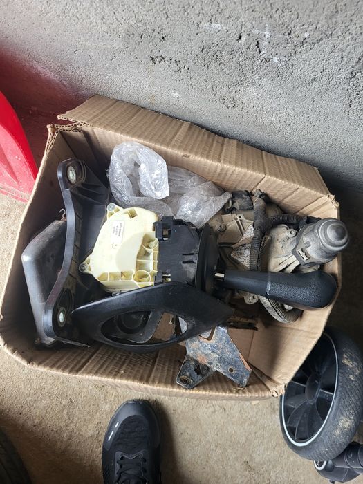 Запчасти от робота на приору-2