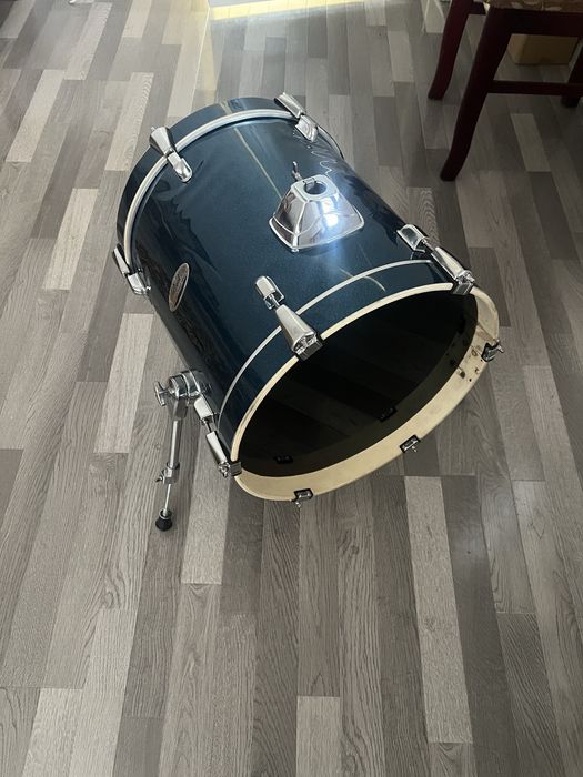 16 bass bochka sotiladi