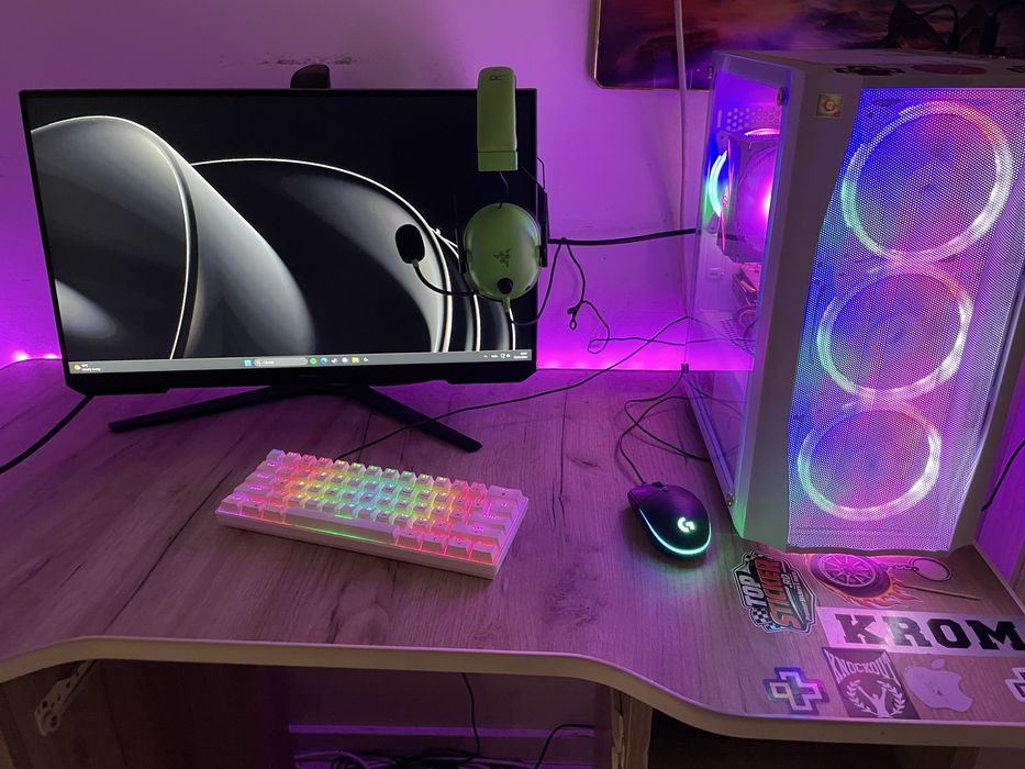 Vand Setup Gaming complet sau dau la schimb cu Cross sau Atv