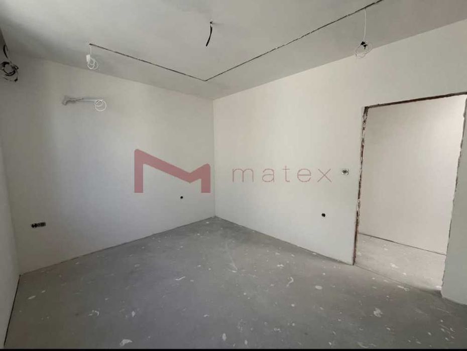 ДВУЕТАЖНА КЪЩА с нескриваема панорама- Кателиев
