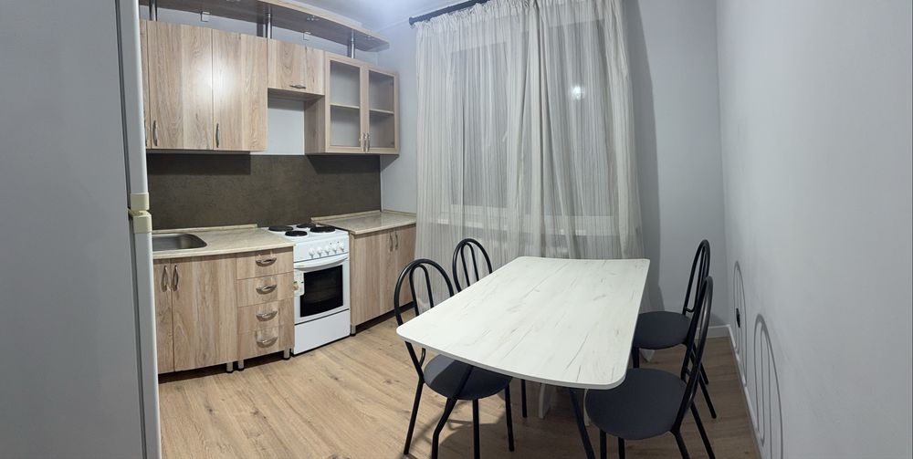 Сдается 1-конатная квартира