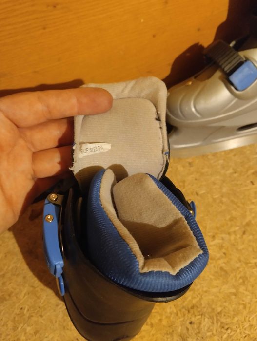 Продам коньки детские, размер 28-31