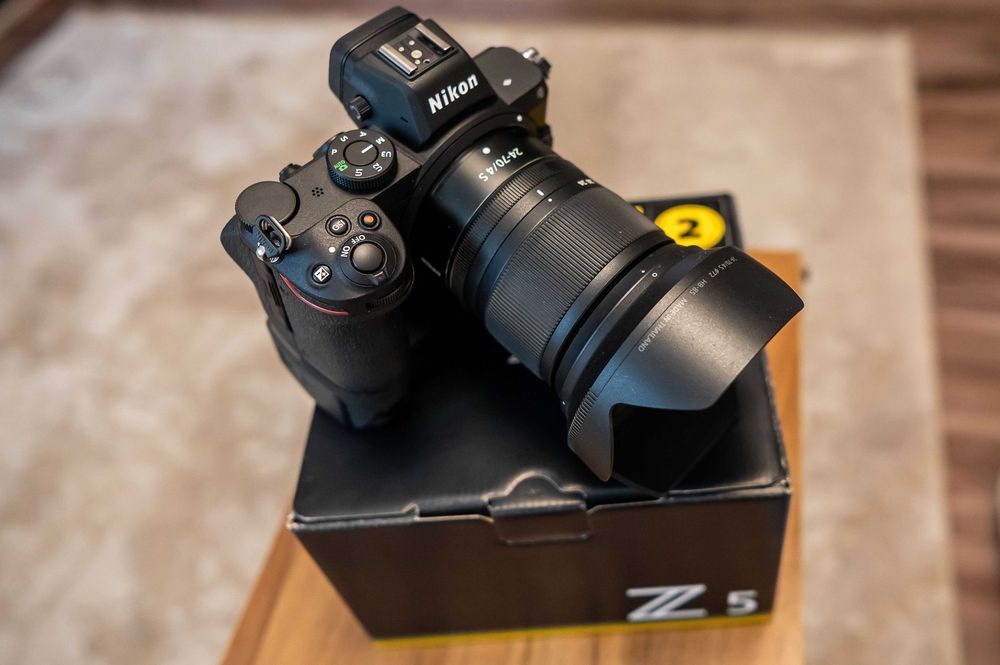 NIKON Z5 NOU,conditie excelenta