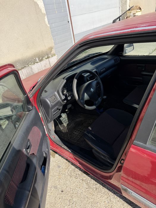 Vând Peugeot 106 1.4 benzina