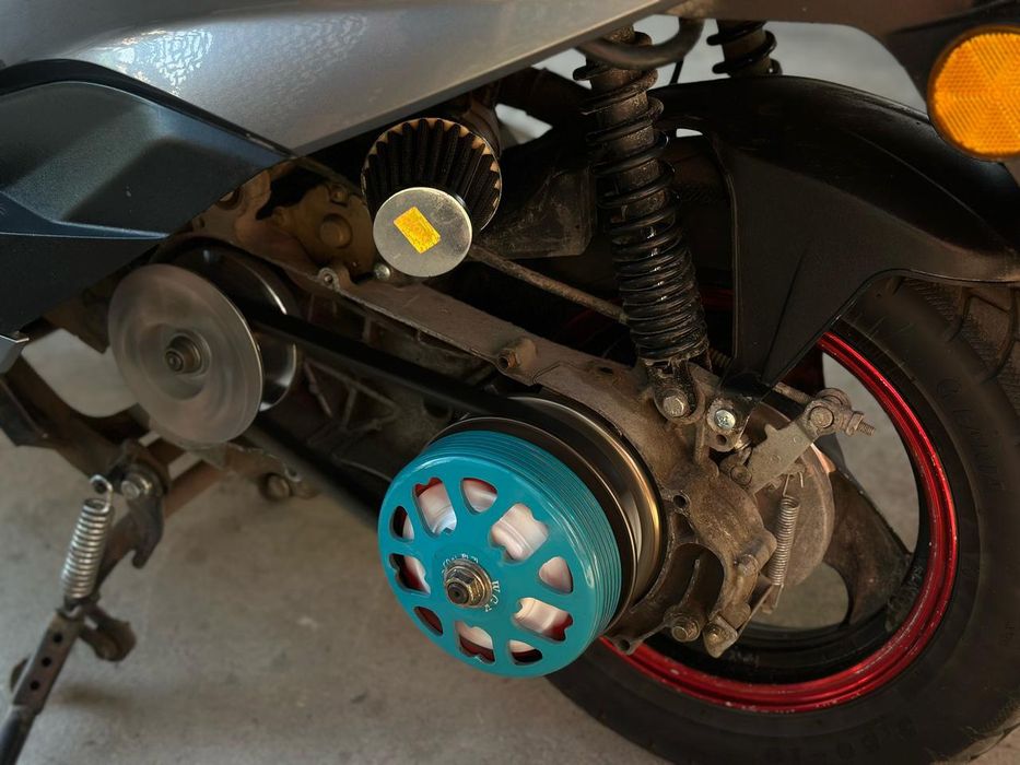 Продам мопед м8 новый