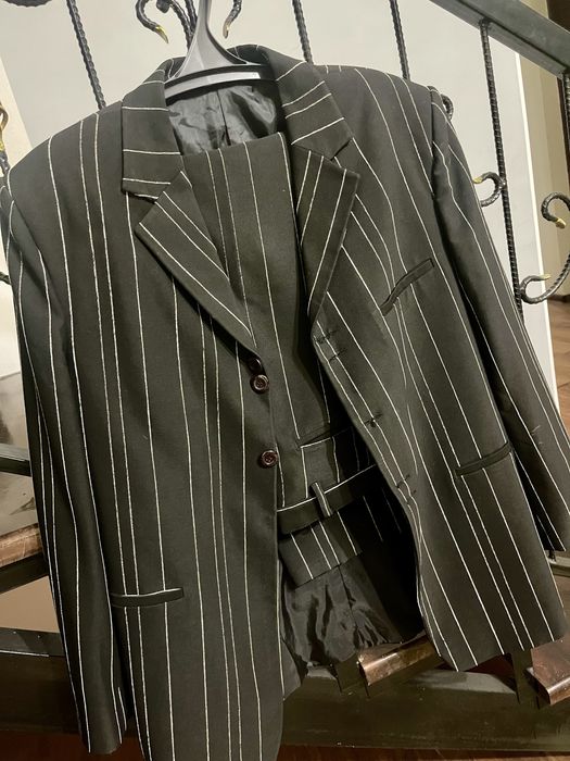 Костюм мужской,Стильный.