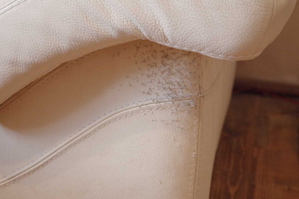 Canapea (colțar) 5 locuri din piele naturală, Cristian/Brașov.