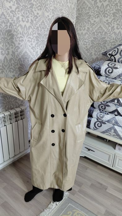 Продам женские одежду