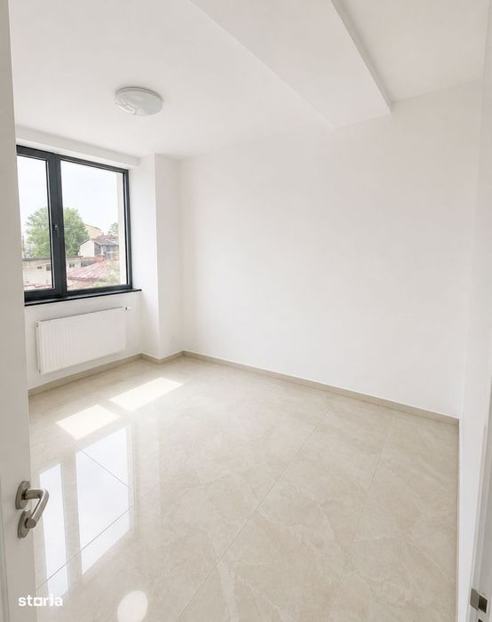 Camere - Cabinete   Obor Lizeanu