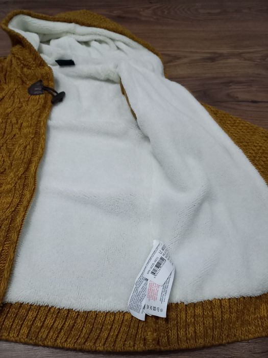 Pulover/jacheta LC Waikiki pentru 7-8 ani