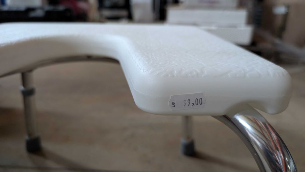 Scaun de Dus Reglabil pe Inaltime, Cadru Aluminiu, Antiderapant
