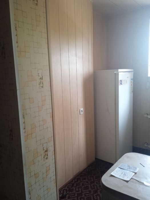 Чевар томонда жойлашган 2 хонали квартира ижарага берилади