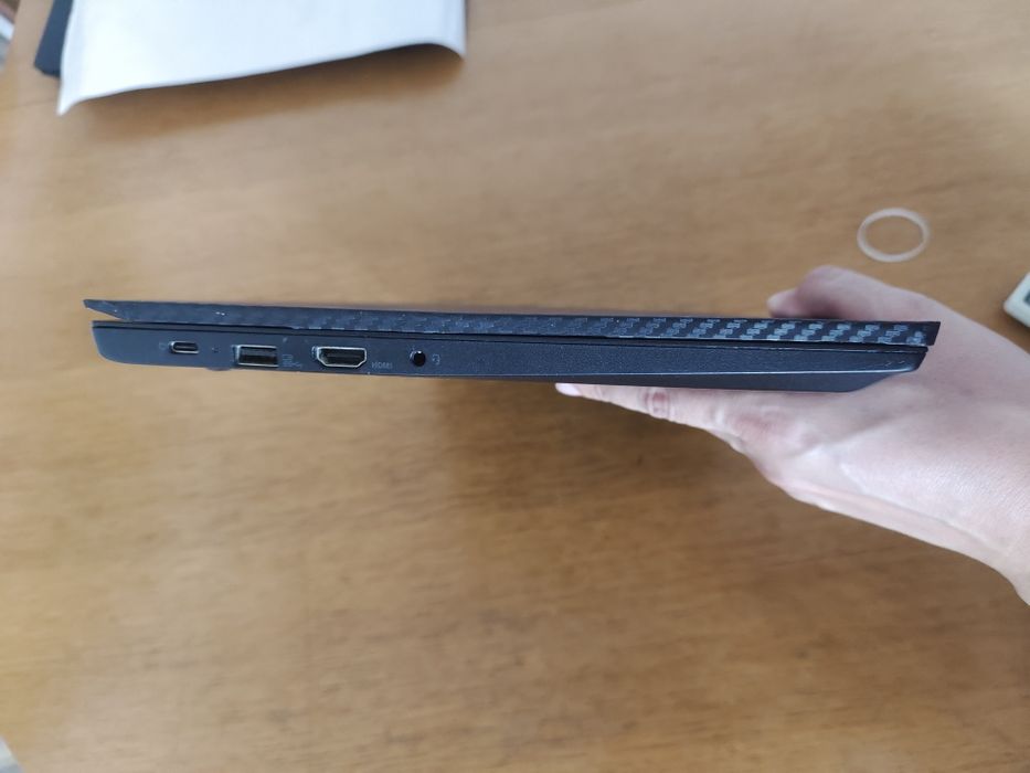 lenovo thinkpad e15 gen 2, ryzen 3  4300u, 8gb ram, 256gb ssd, windows