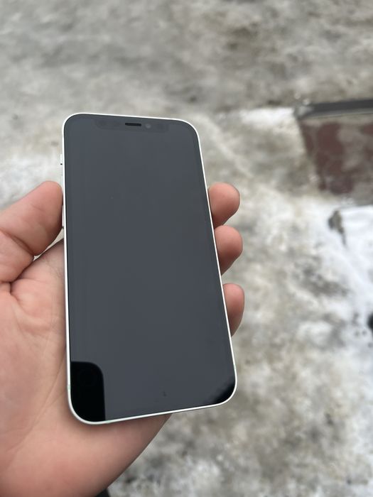 Iphone 12 на 128гб