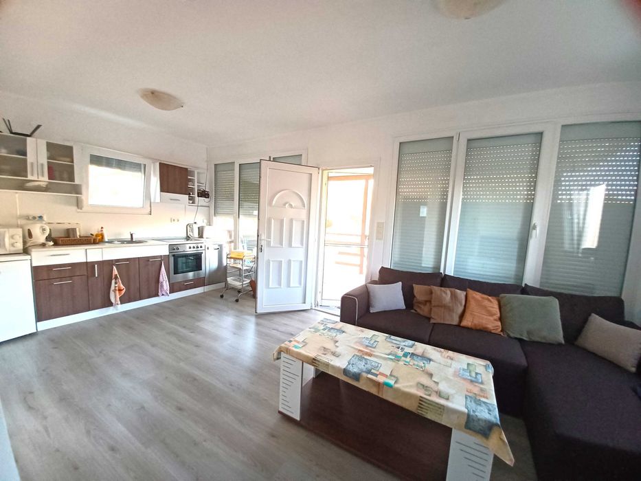 Продава Бизнес парцел 1000м2 с къща 50м2 до морето Неа Кердилия,Гърция