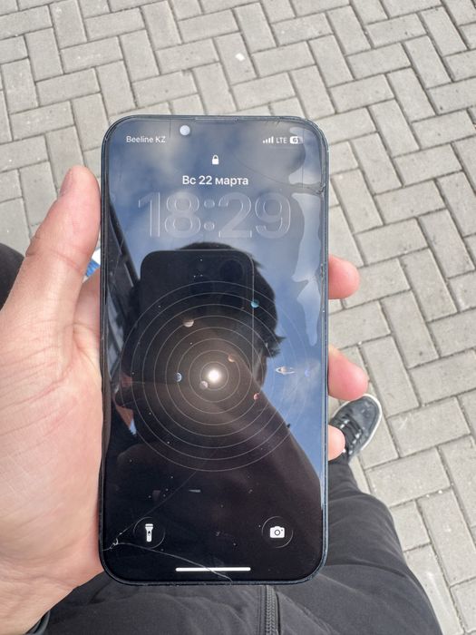 Айфон 13  в идеальном состоянии