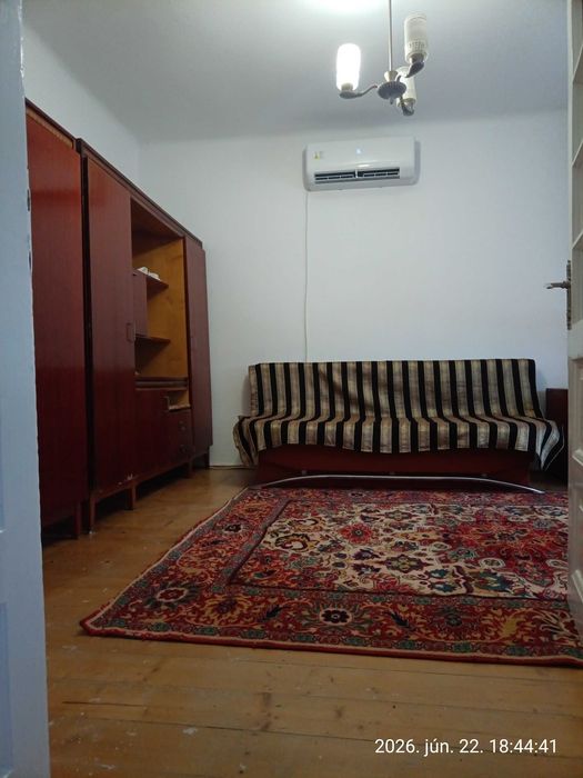 Casa cu doua camere de închiriat în Borș