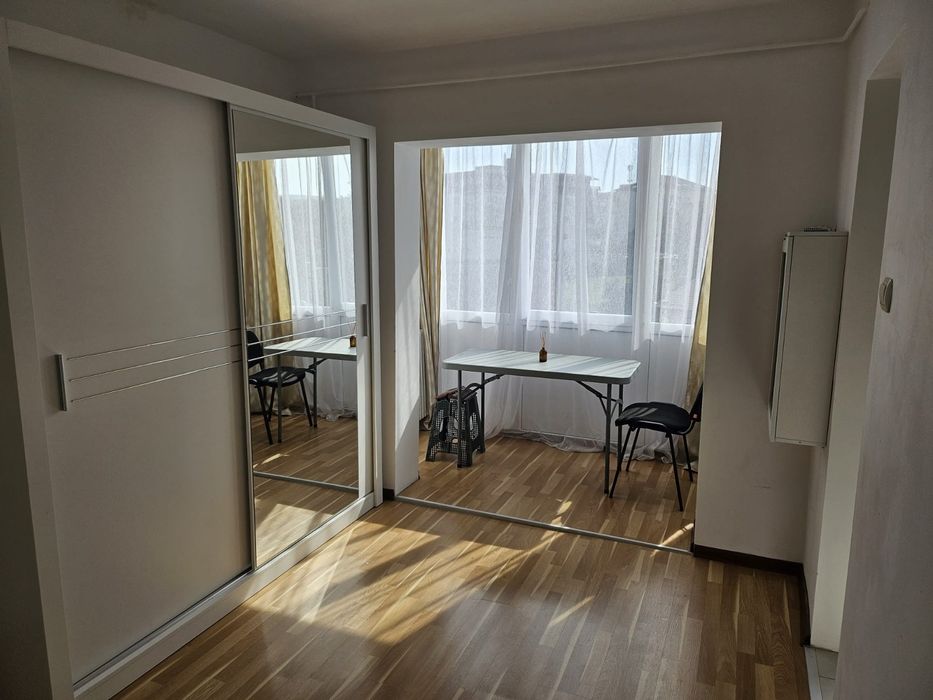 Inchiriez garsoniera zona Pasteur/ studio for rent near umf