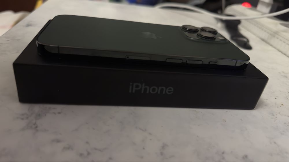 Продам iPhone 13 Pro 128