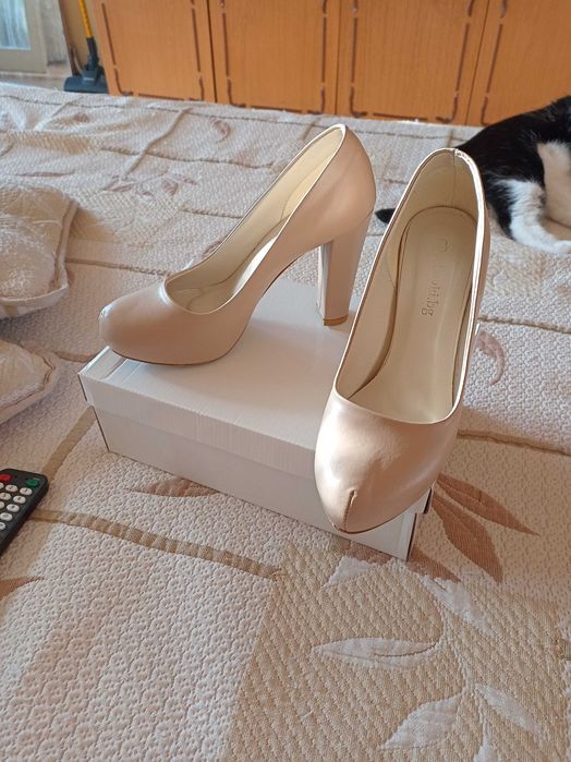 Разкошна бална рокля + подарък