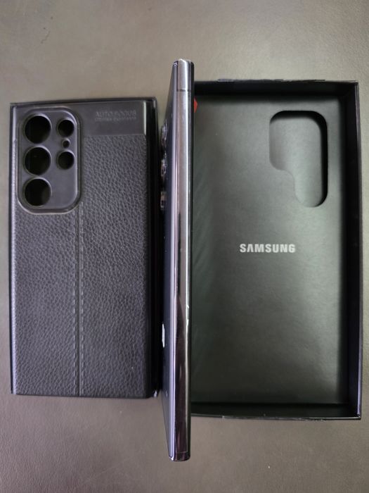 Samsung S 23 ultra 512 GB Нов с гаранция