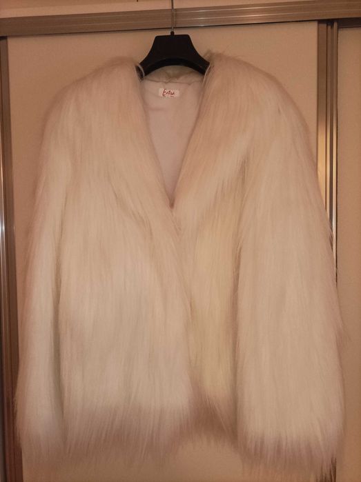 Blana artificiala alba pt ocazii, mar.M-L (blanita/capa)