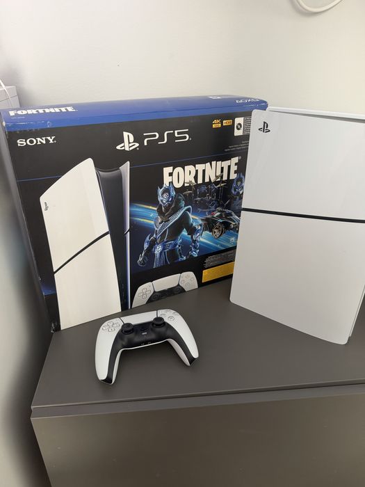 PS5 Slim Digital 1TB Fortnite Edition - Impecabil, Garanție Dec. 2026, Cutie completă+Cod fortnite