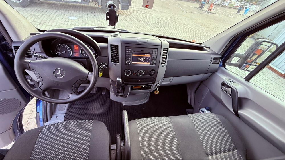 Sprinter detarat 3,5 t Macara Hiab brat hidraulic Mercedes