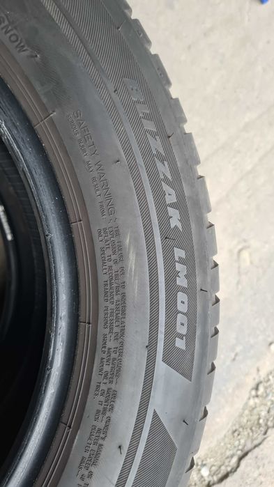 2x Anvelope iarna Bridgestone Blizzak LM001 AO | 225/60 R17 99H | profile ~5 mm | DOT:0420