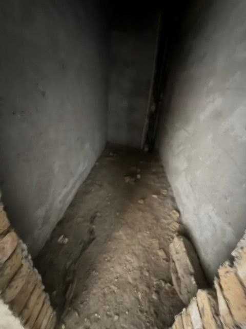 Ургут туманида кенг 2 хонали хонадон сотилади!