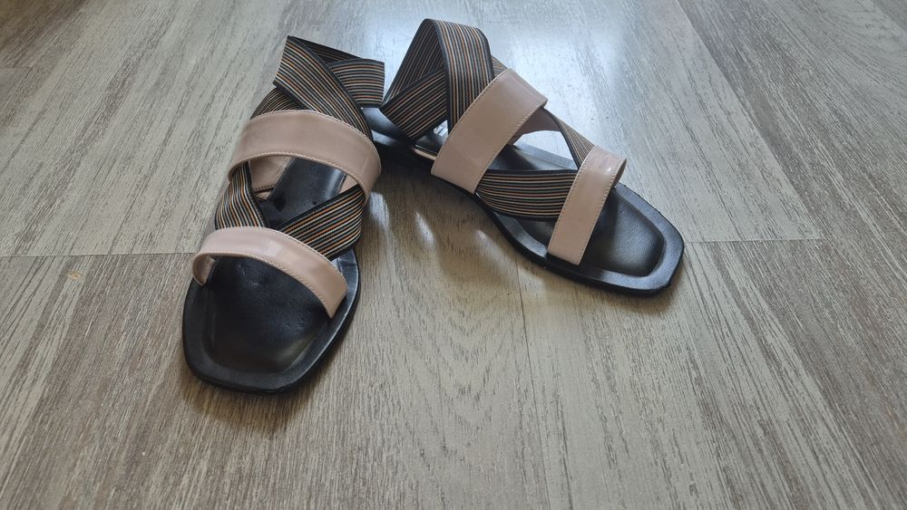 Дамски сандали Pollini