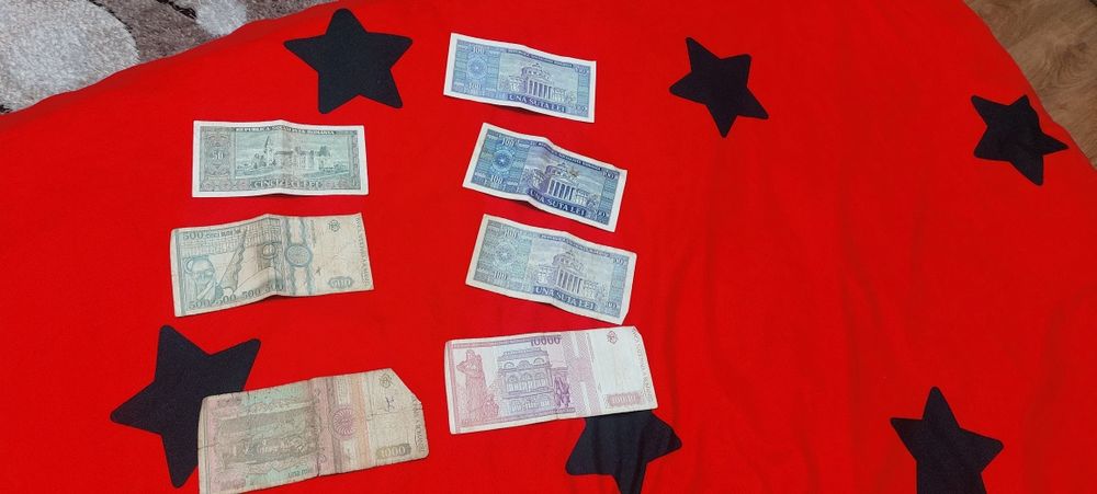 Bagnote si monede vechi