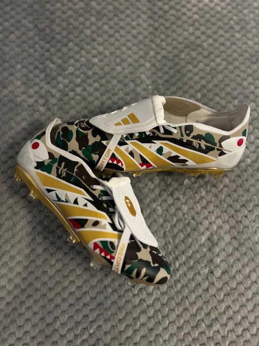 Ghete fotbal adidas predator x bape