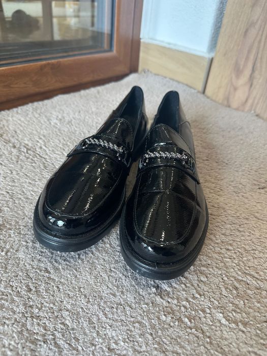 Дамски обувки €6 размер на стелка 26см.