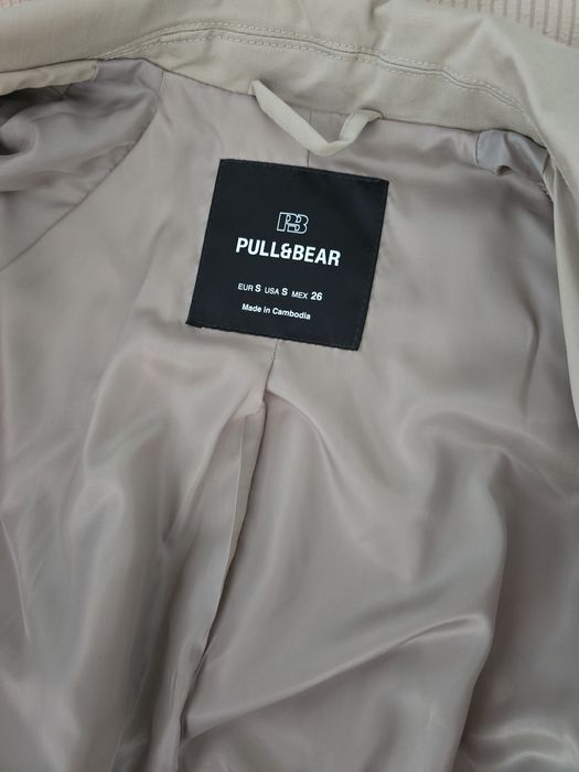 Новый тренч бежевый от Pull&Bear