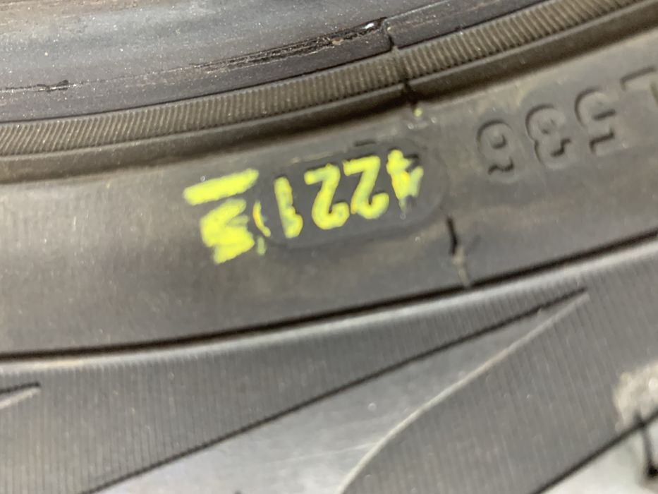 Set 235 55 17 all season