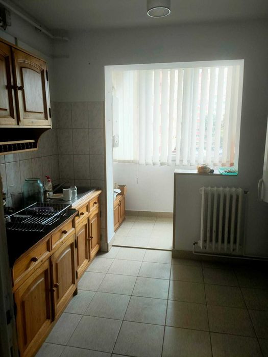 Vand apartament 3 camere