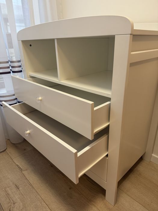 Скрин за детска/бебешла стая