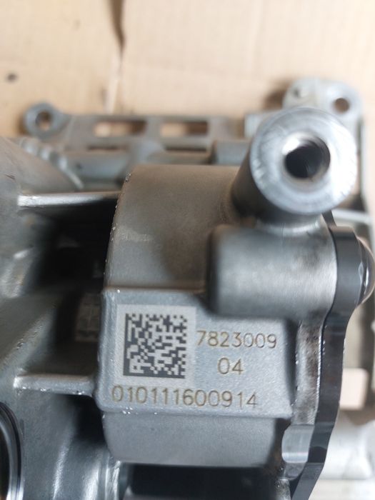 Pompă ulei BMW 3000 diesel