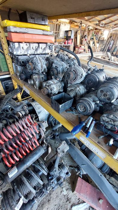 Dezmembrez chrysler 28crd