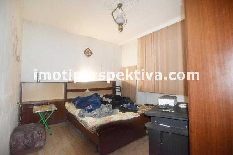 Продава се Тристаен апартамент в Пловдив, Кючук Париж - 136 кв.м за 1236 €/кв.м - Снимка #3