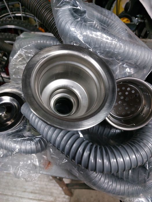 Vând furtuna de scurgere