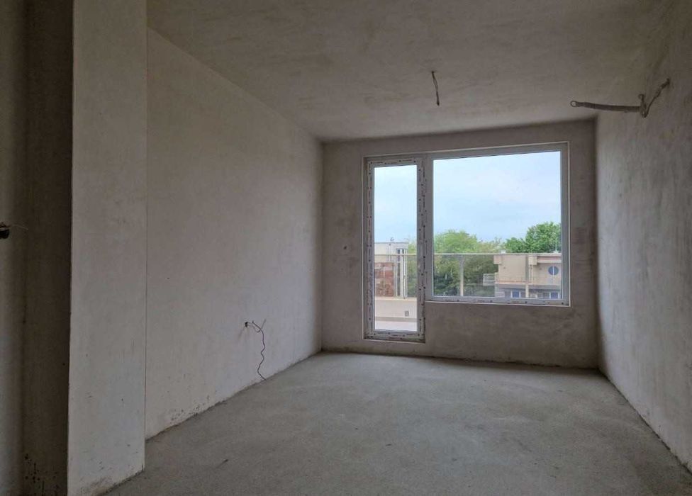 Продава се Тристаен апартамент в Бургас, Сарафово - 78 кв.м за 1744 €/кв.м - Снимка #2