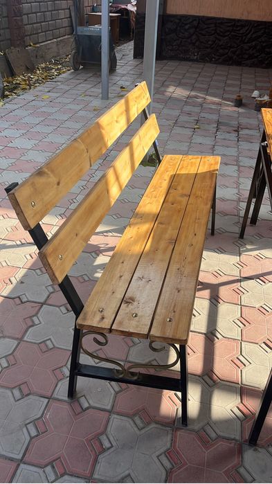 Скамейки и стол комплект