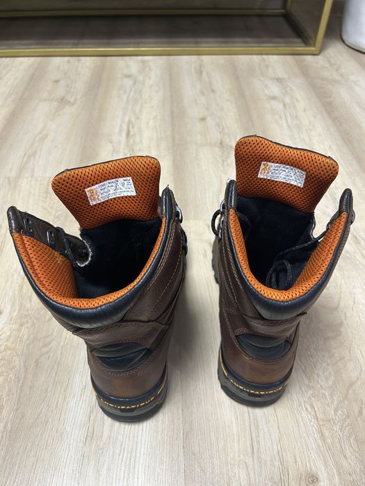 Продам спец обувь !