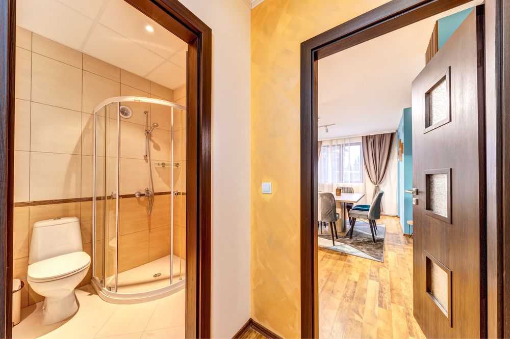 Продава се Тристаен апартамент в к.к. Пампорово - 65 кв.м за 1538 €/кв.м - Снимка #1