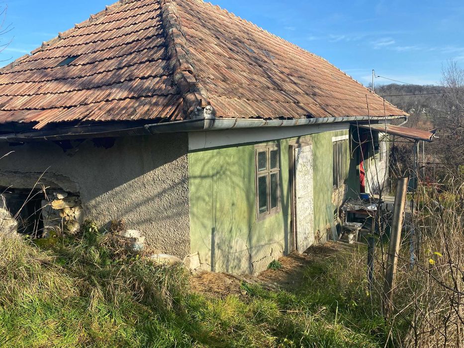 Casă de vânzare - Sat Răscruci