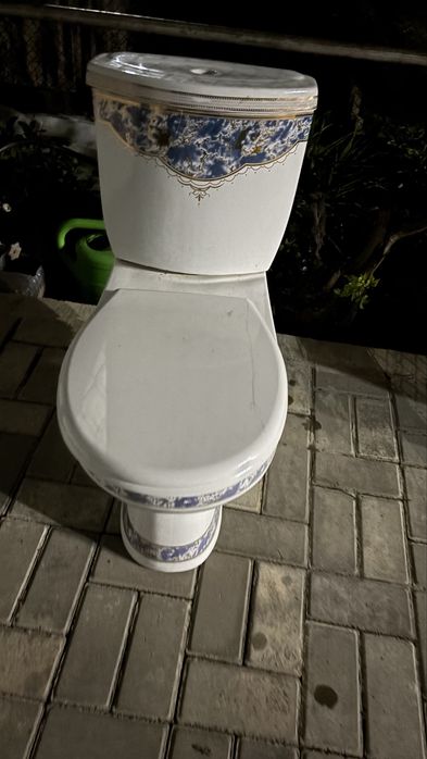 Продам унитаз б/у