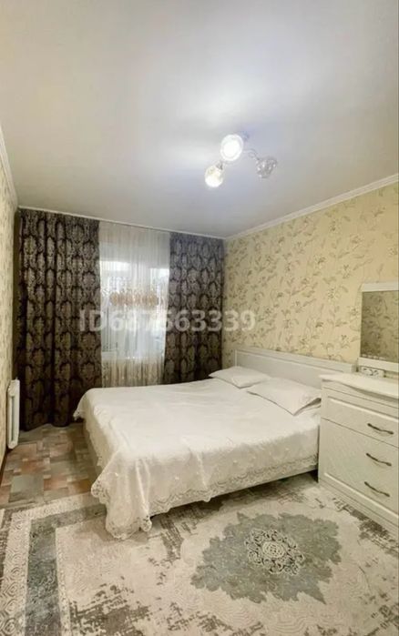 5 комнатная квартира в городе Аксу